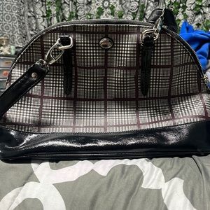 90s Vintage Coach Bag! Recently refurbished!